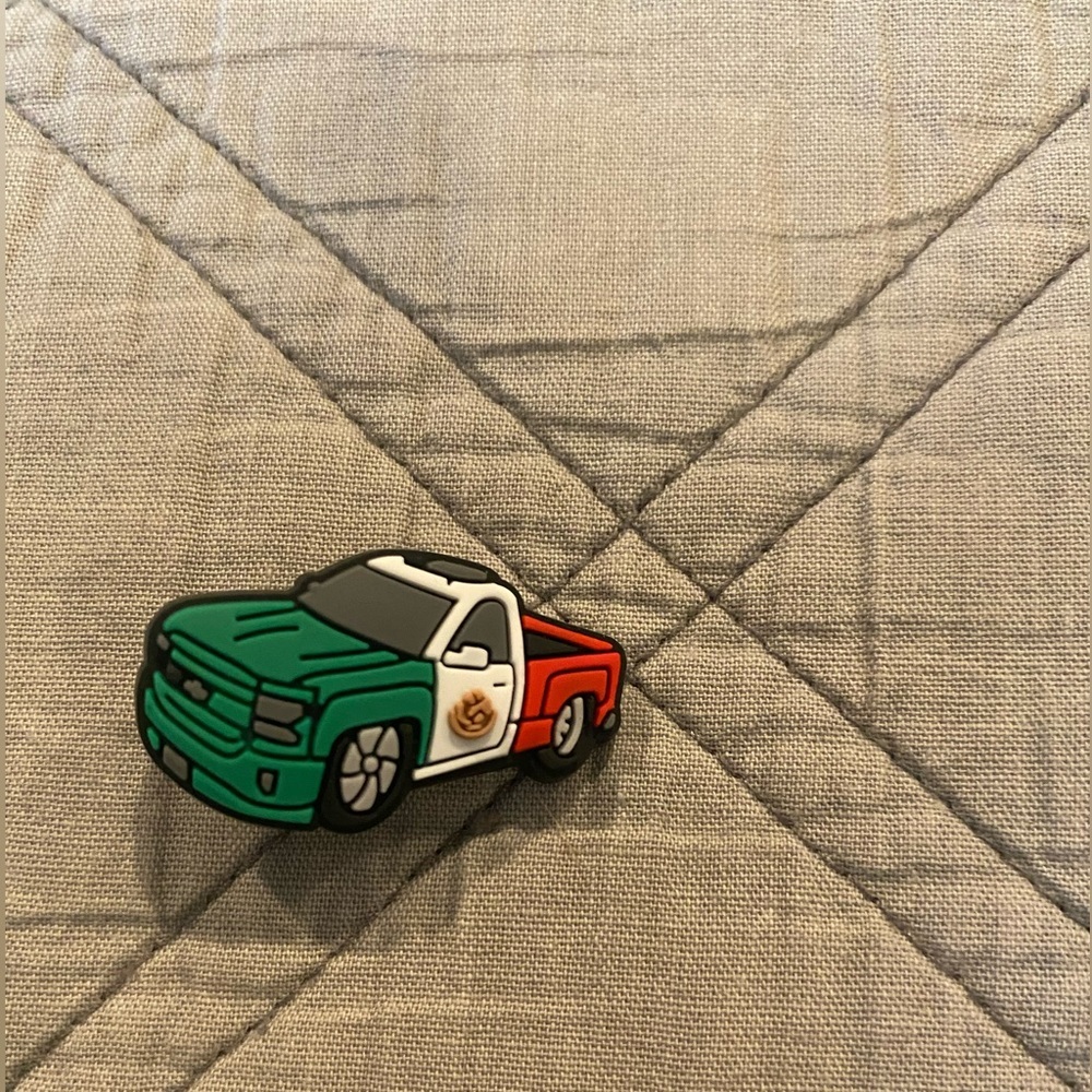 Truck Croc Jibbitz